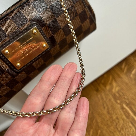 Louis Vuitton Eva Damier Ebene Pre-loved - Picture 9 of 15